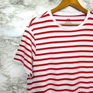 H&M Striped Red and White Tee Shirt Size Large